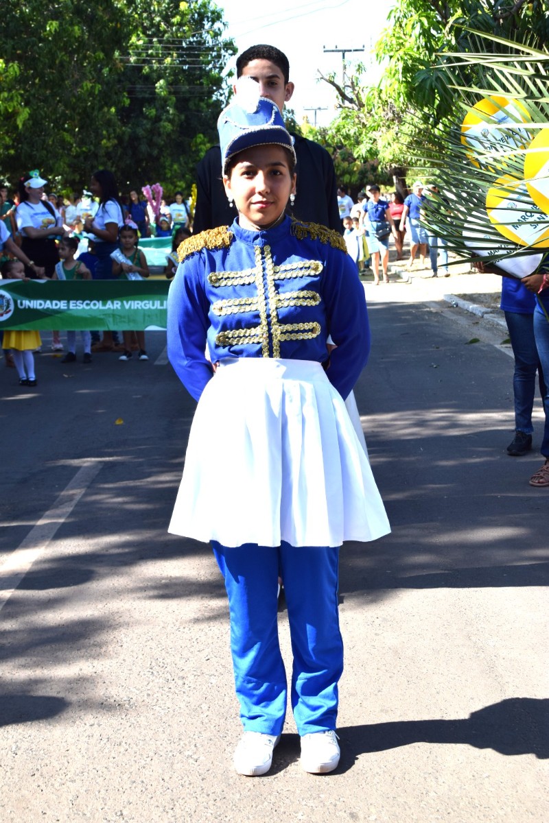 PREFEITURA REALIZA DESFILE CÍVICO DO 7 DE SETEMBRO EM PAU D’ARCO DO PIAUÍ