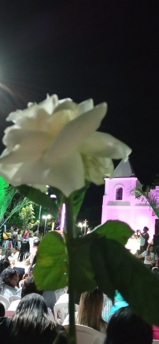 PARÓQUIA DE NOSSA SENHORA DOS HUMILDES – ALTO LONGÁ, REALIZA MISSA DAS ROSAS EM HOMENAGEM AO DIA DAS MÃES