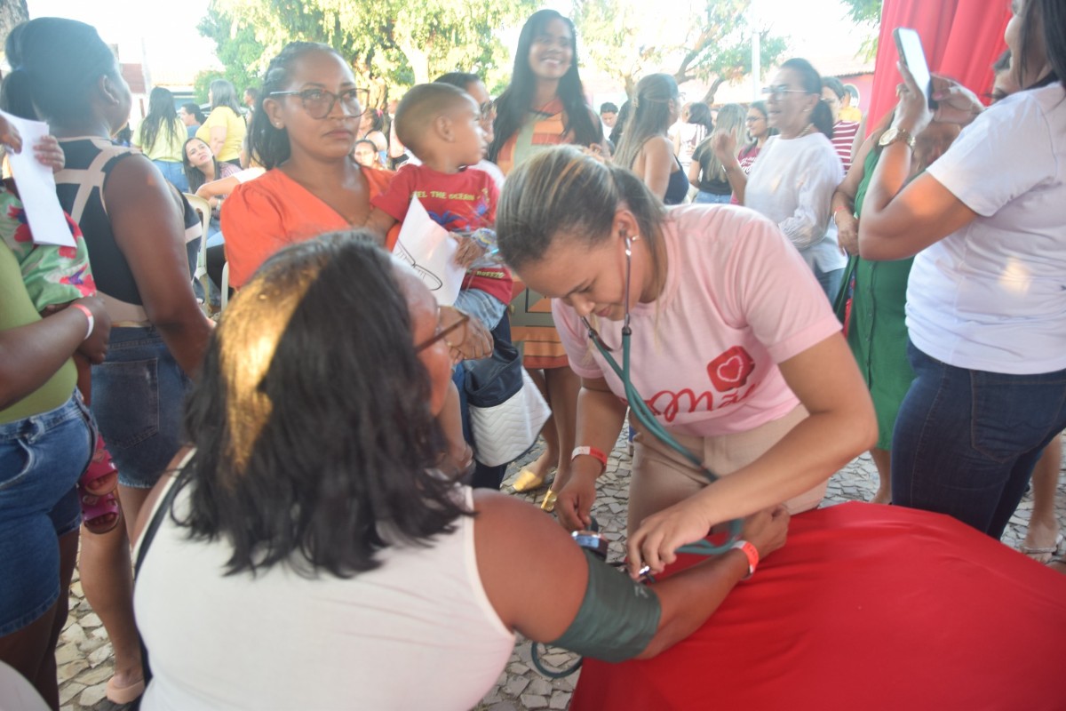 Prefeitura de Alto Longá realiza festa das Mães com sorteios de vários brindes
