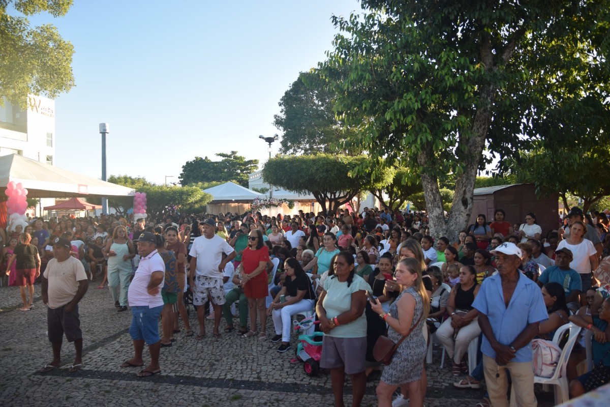 Prefeitura de Alto Longá realiza festa das Mães com sorteios de vários brindes