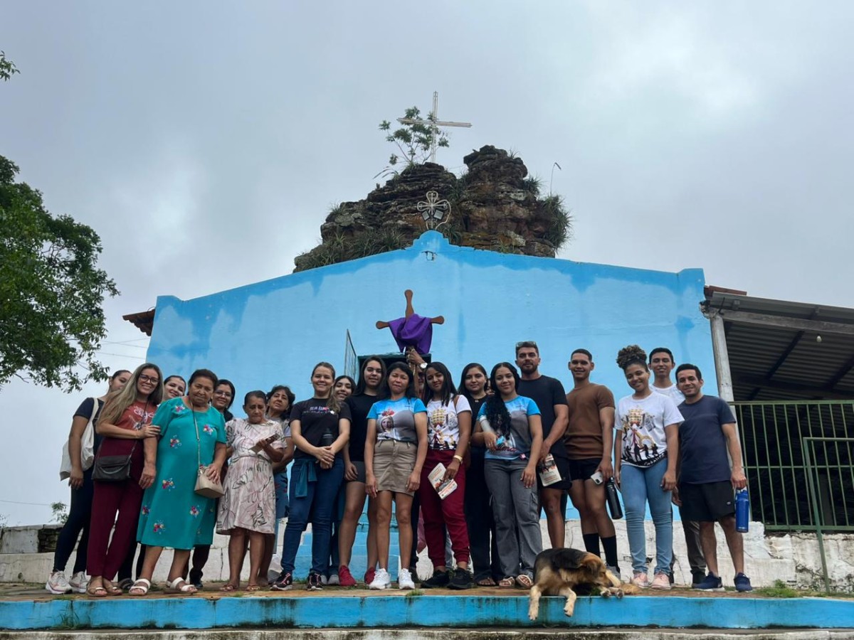 Fé e Devoção: Fiéis de Pau D’arco Refazem os Passos de Cristo na Sexta-feira Santa
