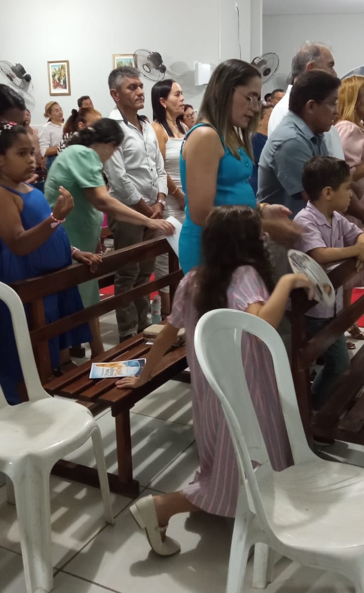Prefeito Milton Passos prestigia 8&ordf; noite dos festejos de Nossa Senhora de F&aacute;tima