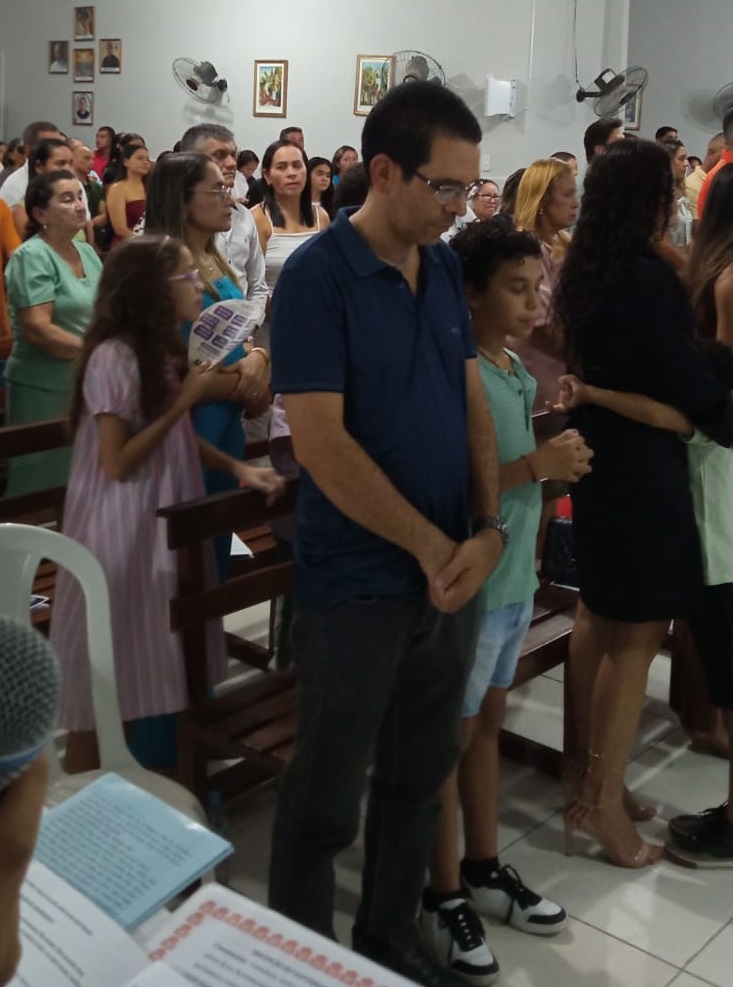 Prefeito Milton Passos prestigia 8&ordf; noite dos festejos de Nossa Senhora de F&aacute;tima