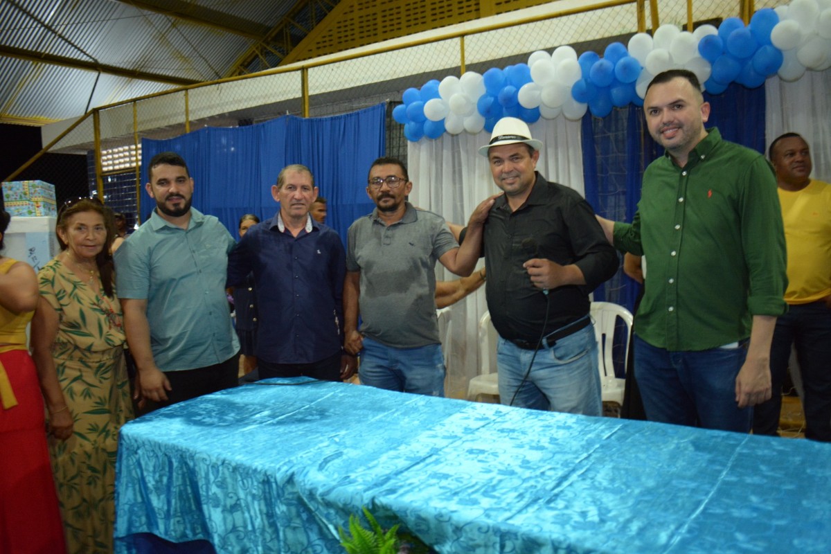 Com entrega de obras, shows musicais e corte de bolo, Pau D’arco do Piauí encerra festa de aniversário de 27 anos