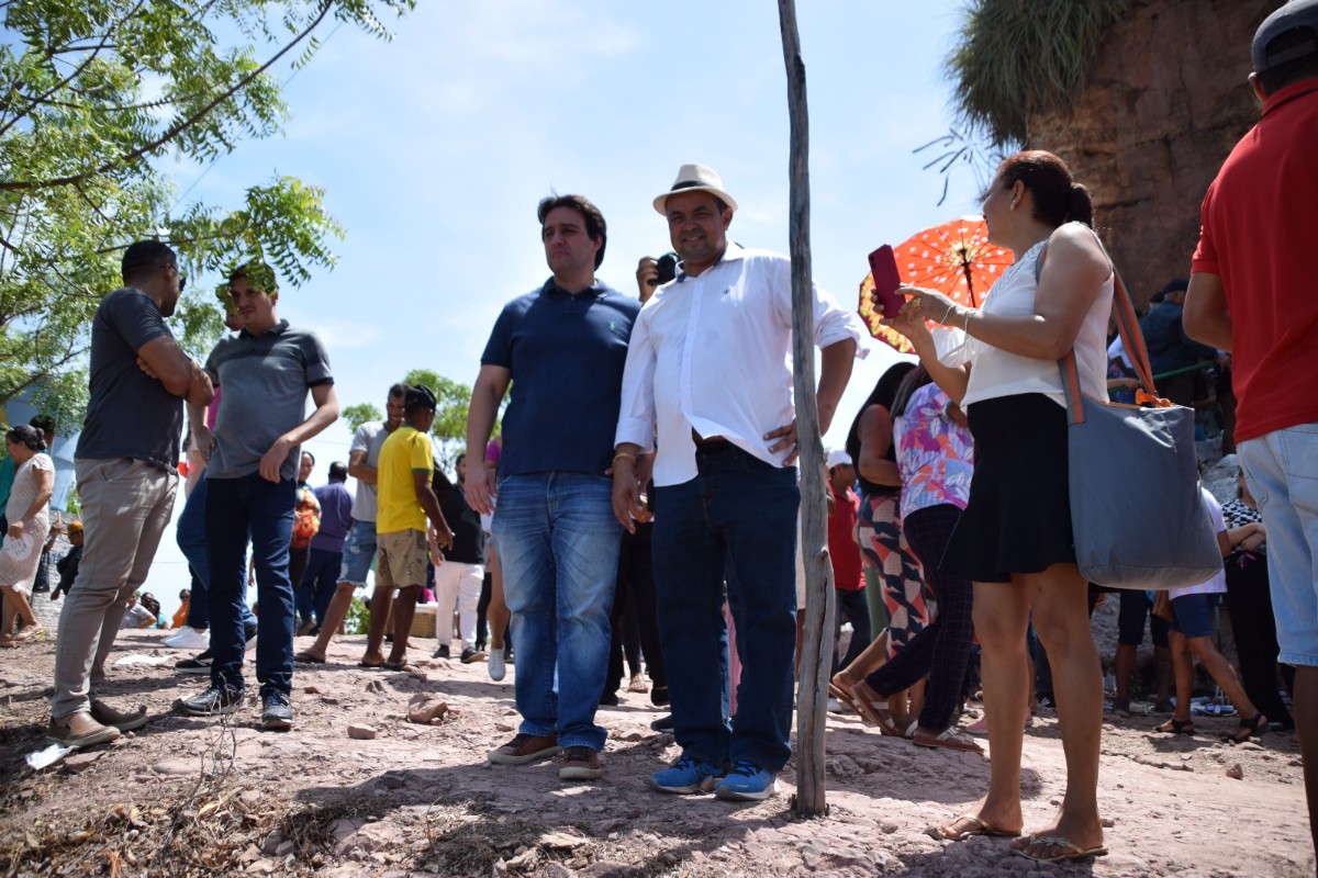 Prefeito Nilton Bacelar participa do encerramento da Festa de Nossa Senhora da Conceição em Pau D’arco do Piauí