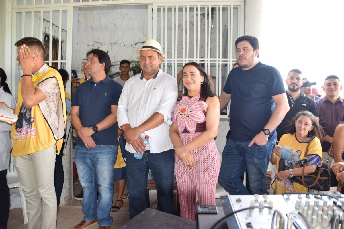 Prefeito Nilton Bacelar participa do encerramento da Festa de Nossa Senhora da Conceição em Pau D’arco do Piauí