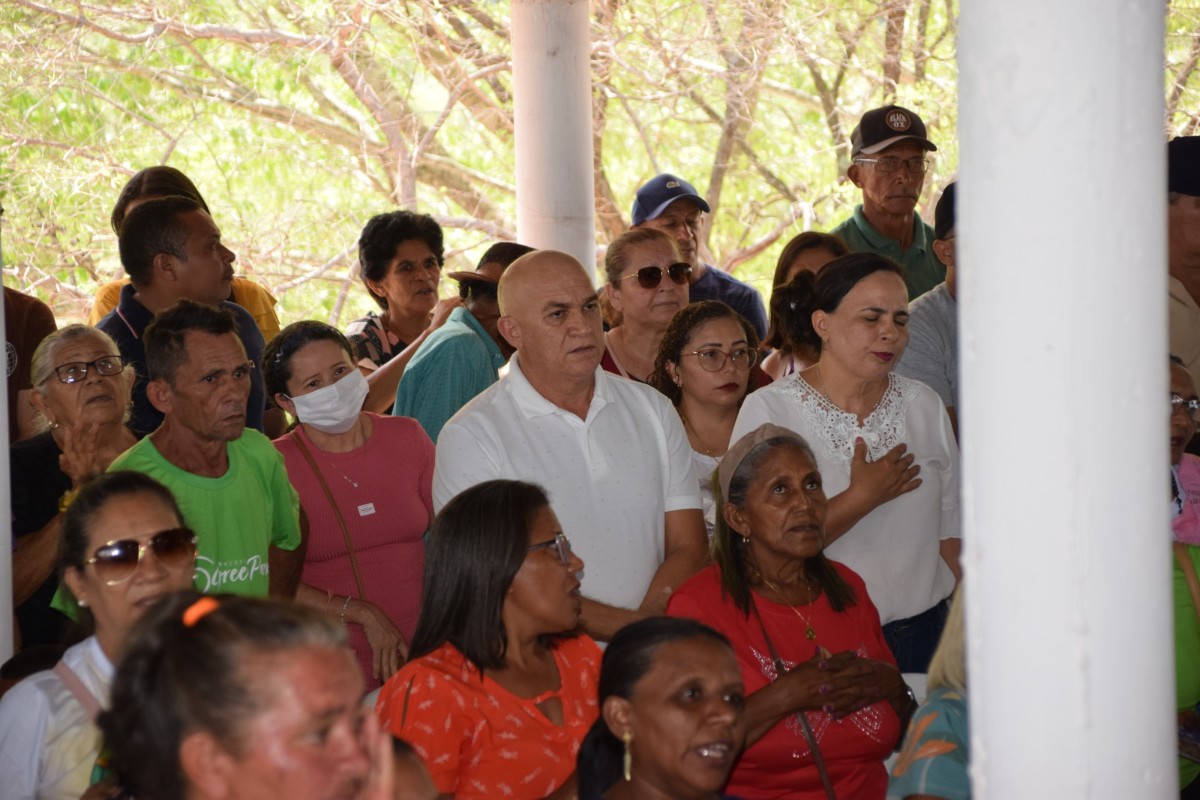 Prefeito Nilton Bacelar participa do encerramento da Festa de Nossa Senhora da Conceição em Pau D’arco do Piauí