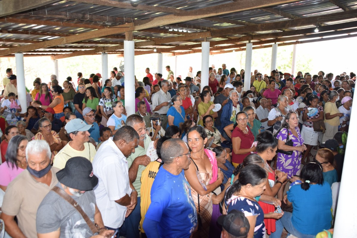 Prefeito Nilton Bacelar participa do encerramento da Festa de Nossa Senhora da Conceição em Pau D’arco do Piauí