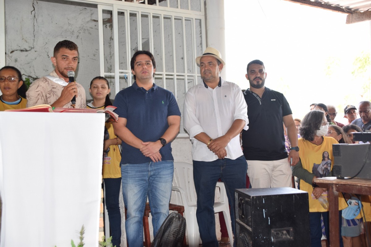 Prefeito Nilton Bacelar participa do encerramento da Festa de Nossa Senhora da Conceição em Pau D’arco do Piauí