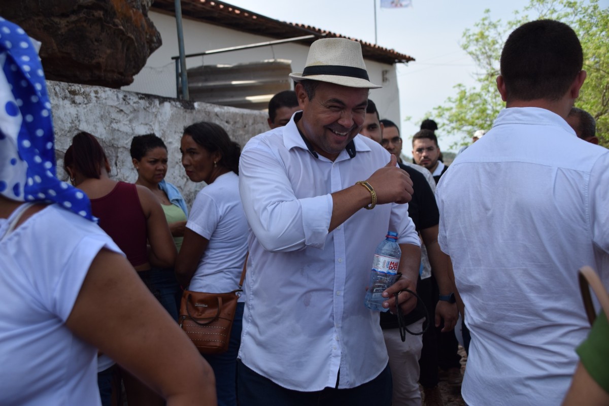 Prefeito Nilton Bacelar participa do encerramento da Festa de Nossa Senhora da Conceição em Pau D’arco do Piauí