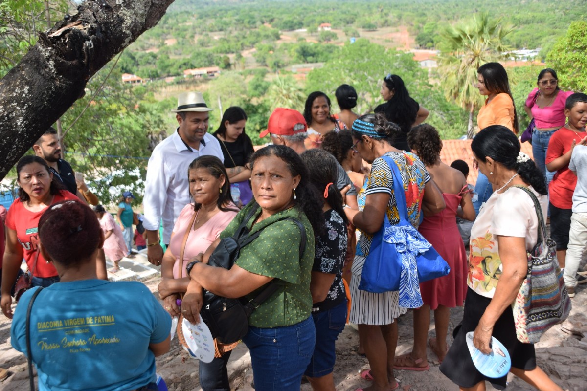 Prefeito Nilton Bacelar participa do encerramento da Festa de Nossa Senhora da Conceição em Pau D’arco do Piauí