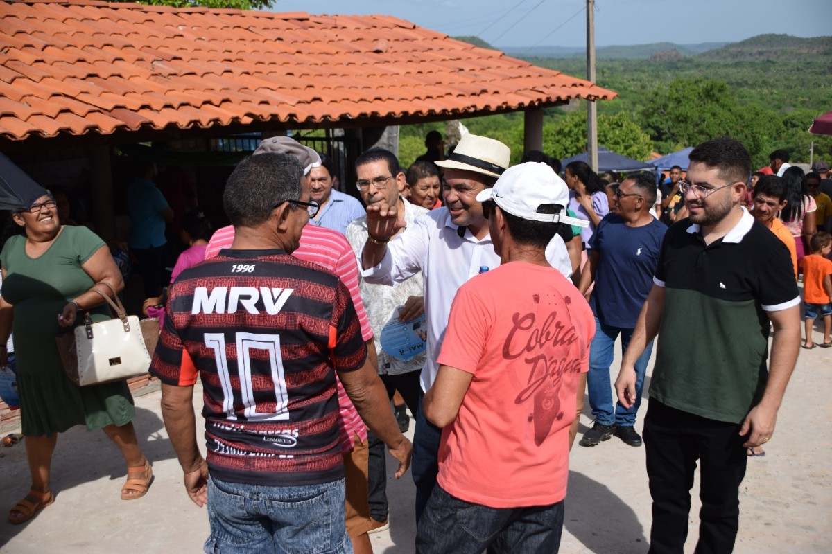 Prefeito Nilton Bacelar participa do encerramento da Festa de Nossa Senhora da Conceição em Pau D’arco do Piauí