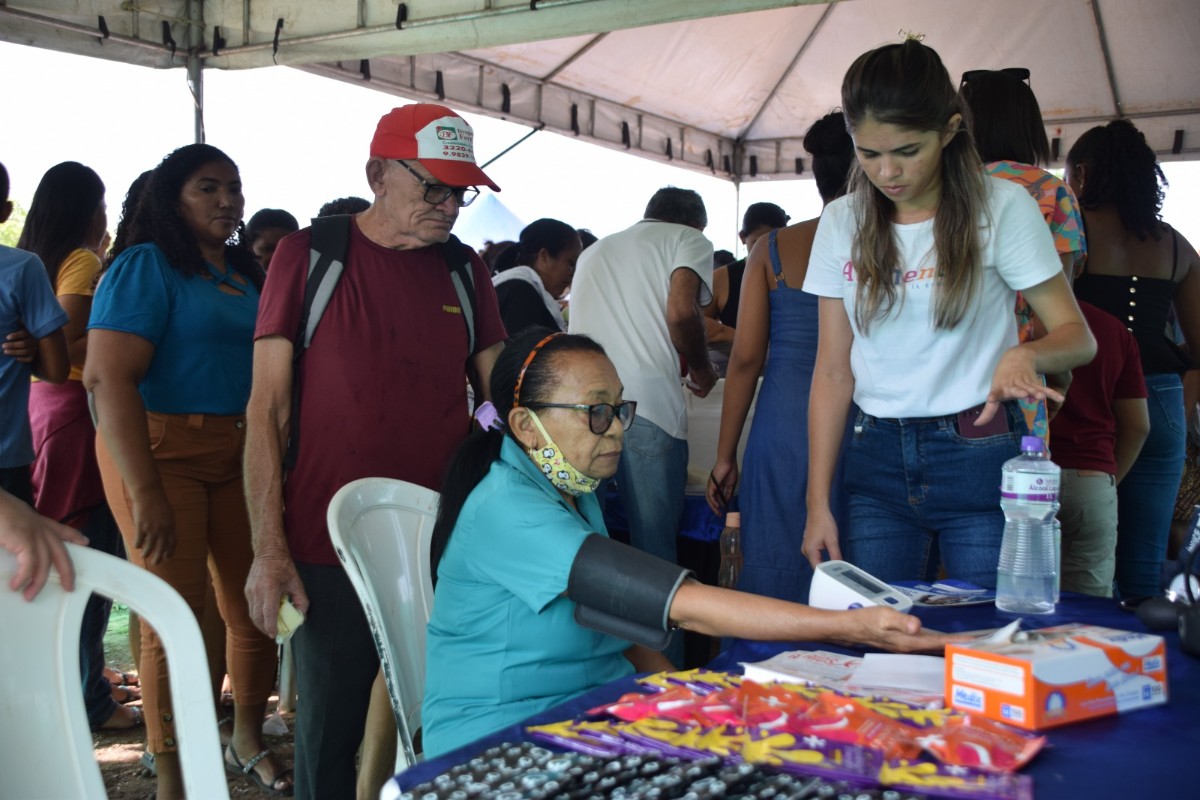 Prefeito Nilton Bacelar participa do encerramento da Festa de Nossa Senhora da Conceição em Pau D’arco do Piauí