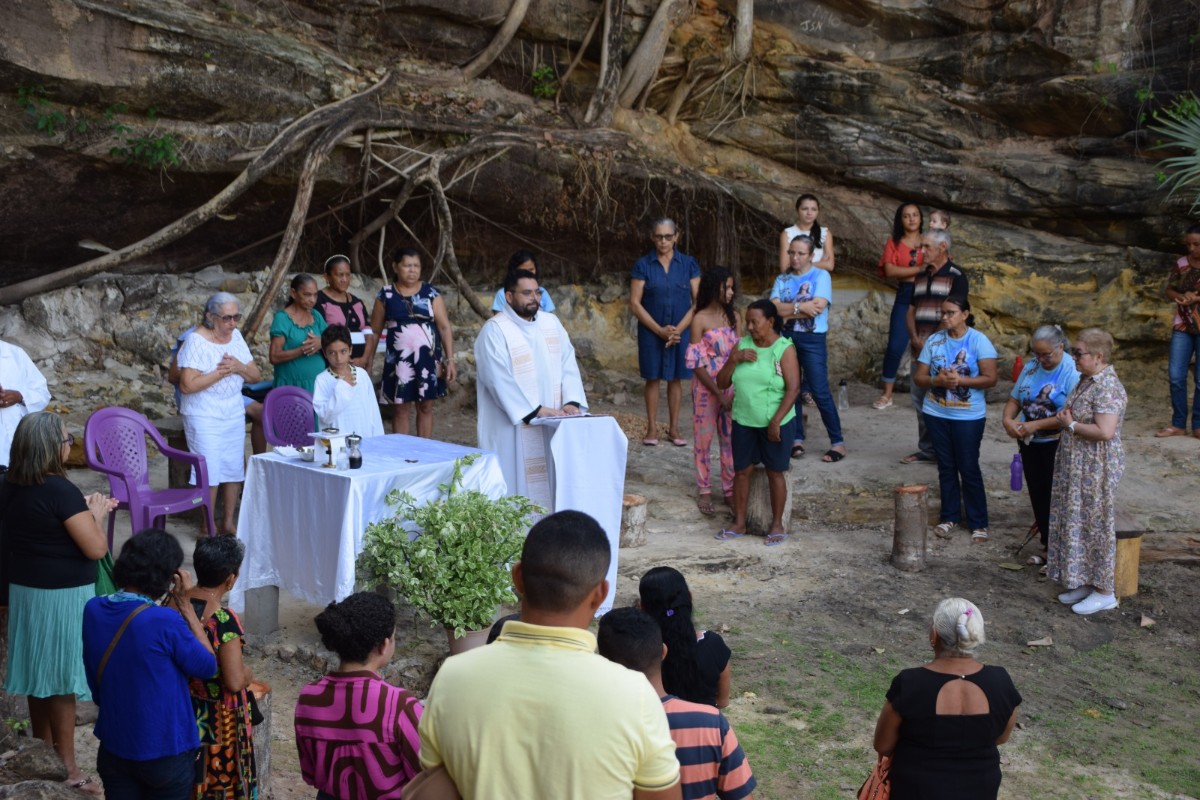 Prefeito Nilton Bacelar participa do encerramento da Festa de Nossa Senhora da Conceição em Pau D’arco do Piauí