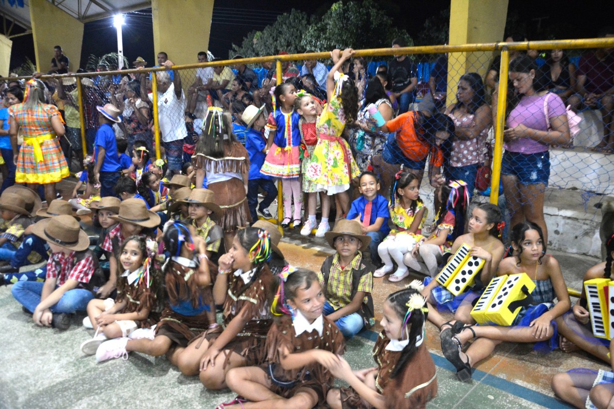 Escolas Municipais realizam Festa Junina em Pau D’arco do Piauí