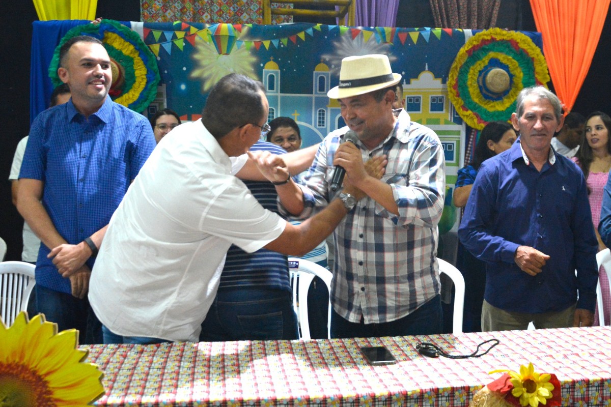 Escolas Municipais realizam Festa Junina em Pau D’arco do Piauí