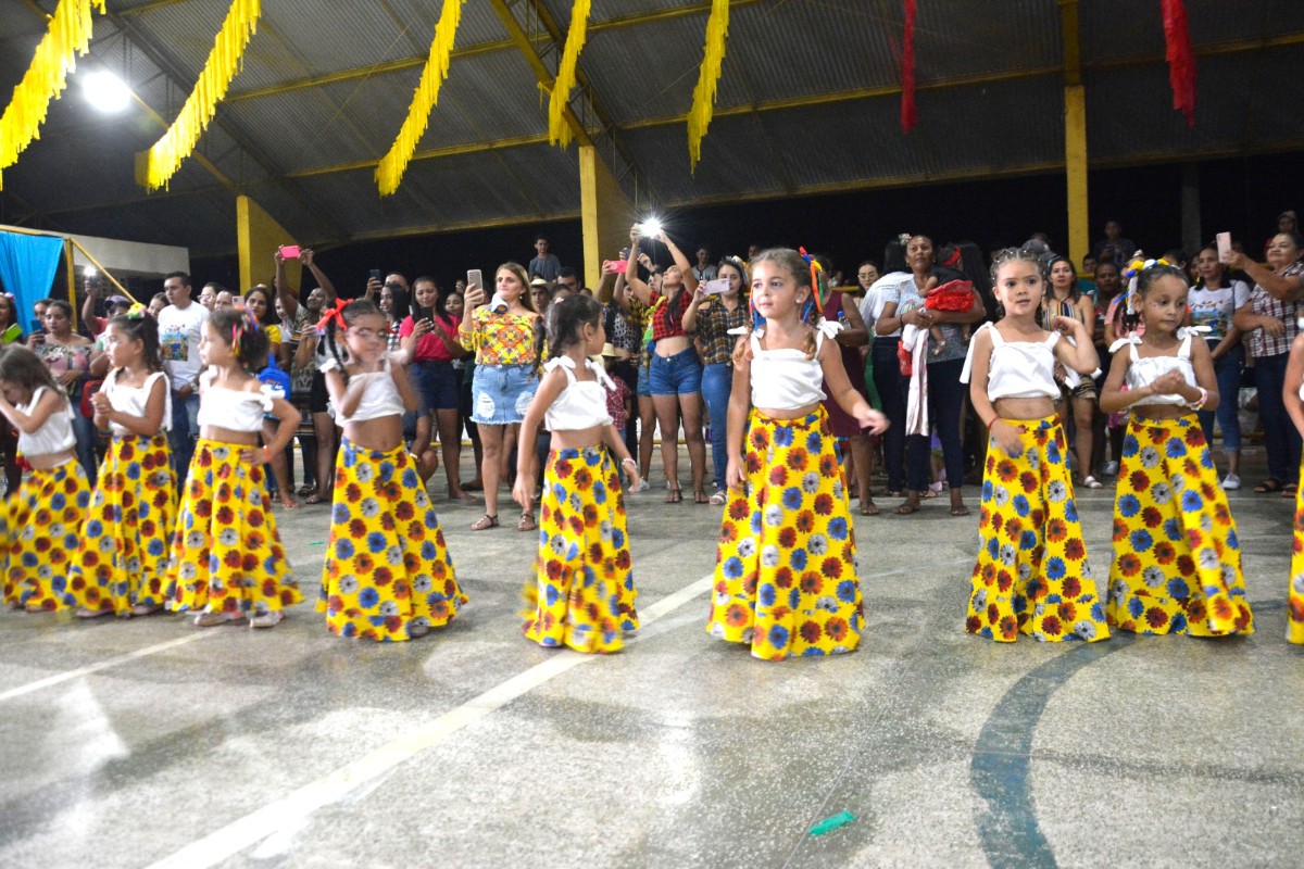 Escolas Municipais realizam Festa Junina em Pau D’arco do Piauí