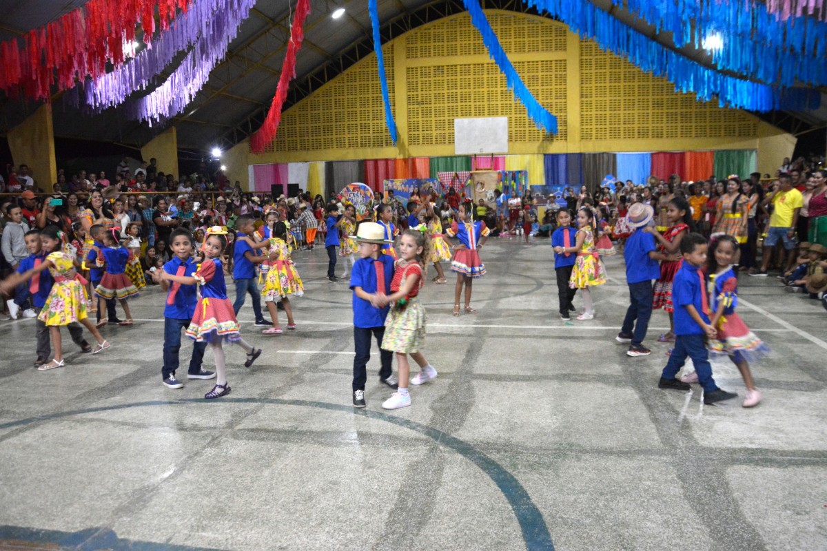 Escolas Municipais realizam Festa Junina em Pau D’arco do Piauí