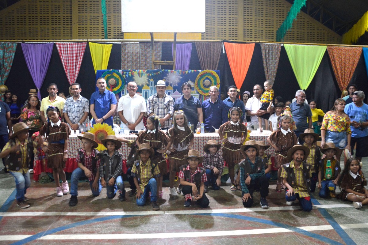 Escolas Municipais realizam Festa Junina em Pau D’arco do Piauí