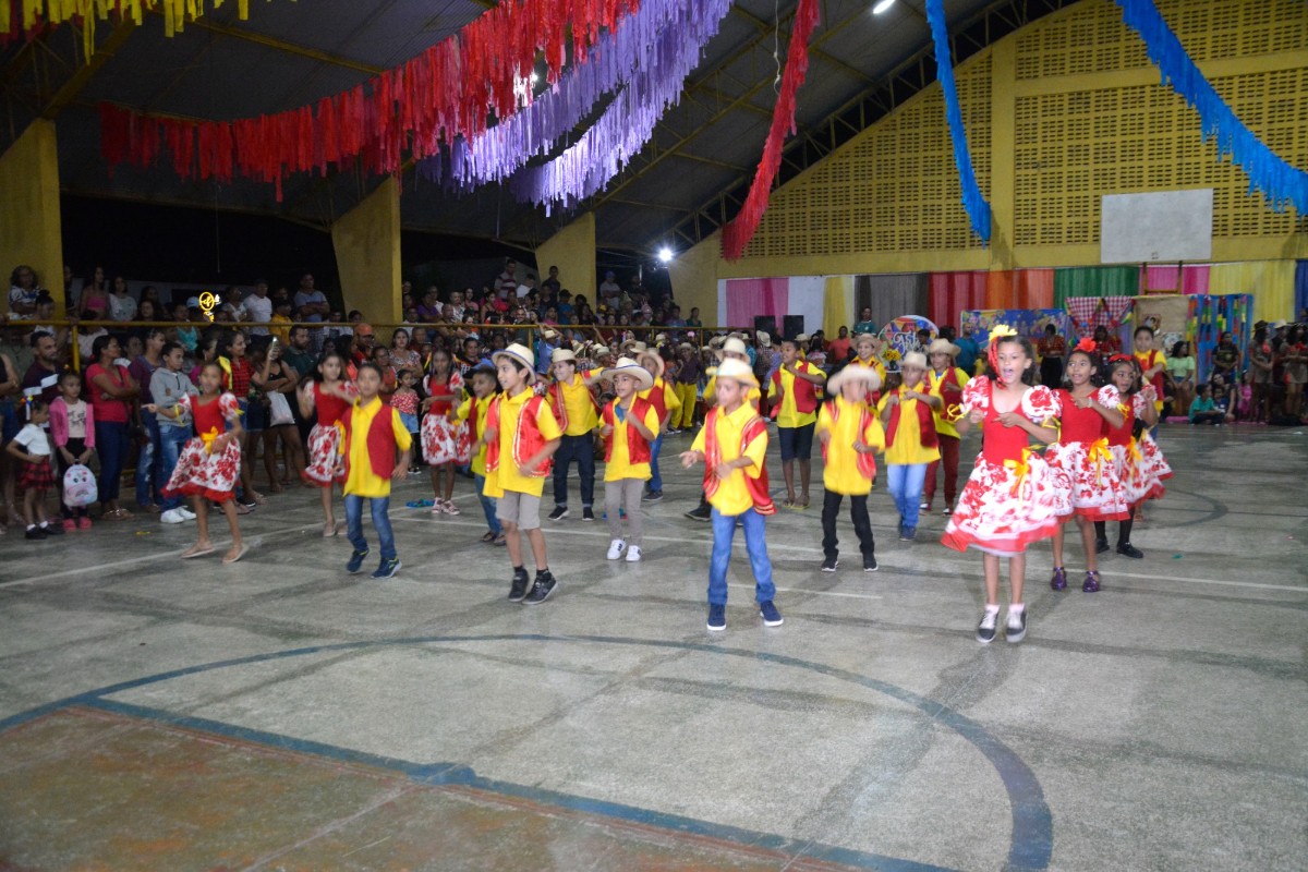 Escolas Municipais realizam Festa Junina em Pau D’arco do Piauí