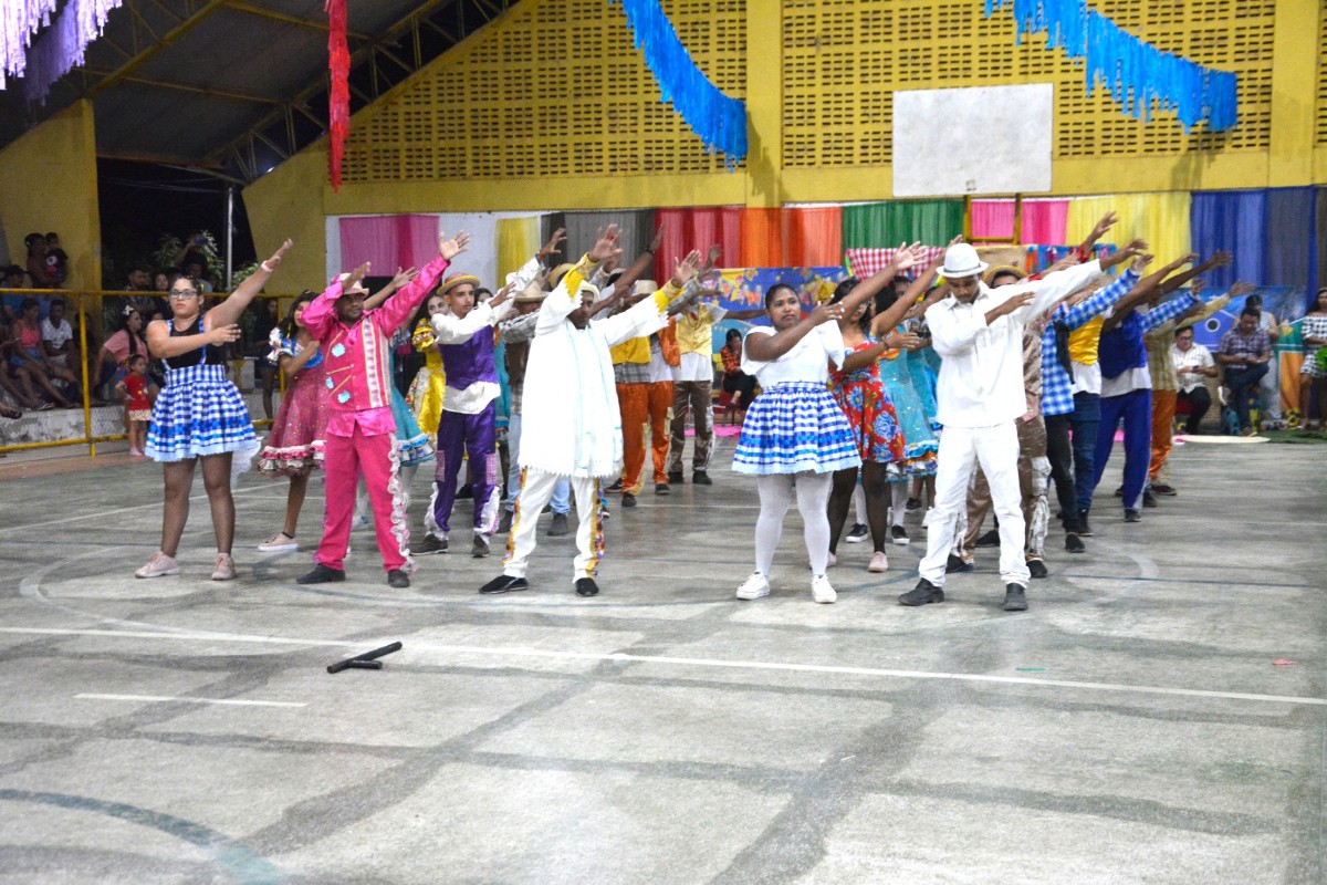 Escolas Municipais realizam Festa Junina em Pau D’arco do Piauí