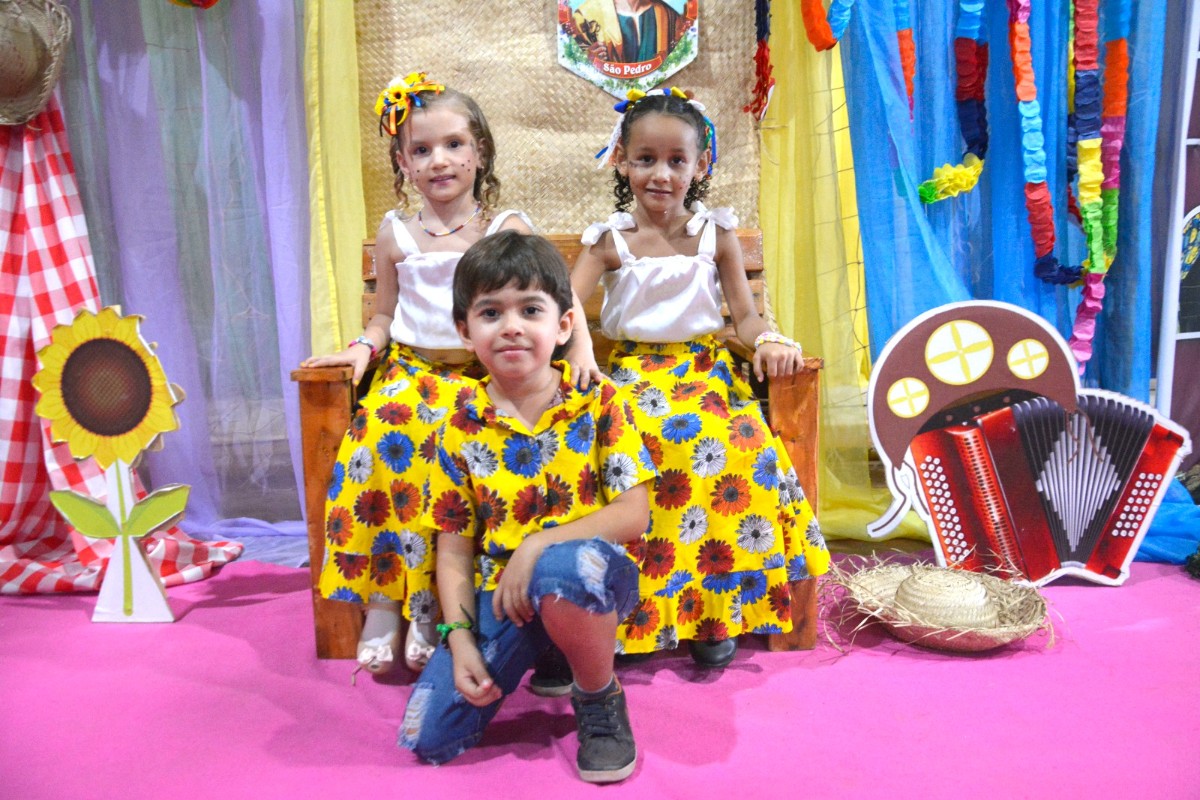 Escolas Municipais realizam Festa Junina em Pau D’arco do Piauí