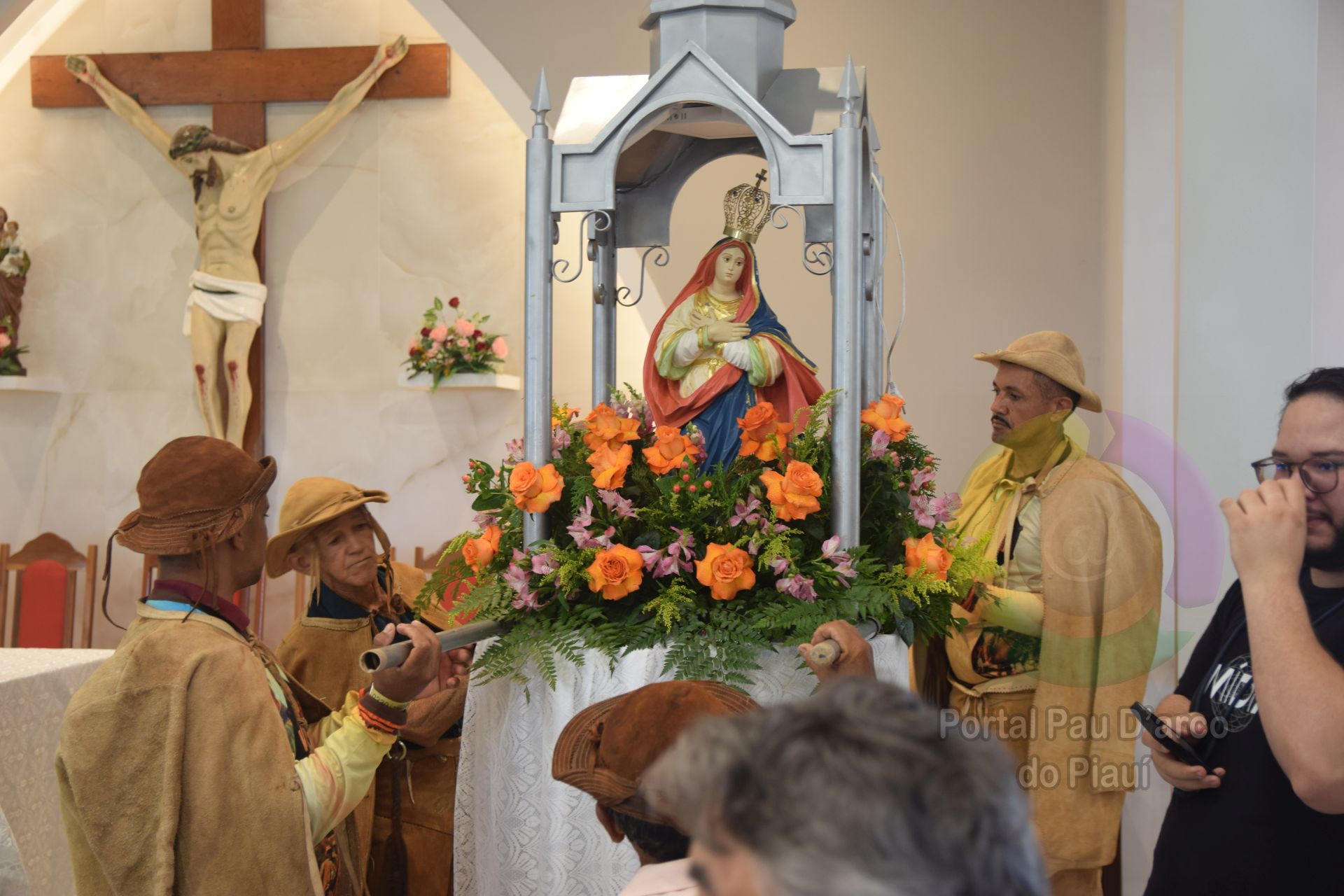 Prefeitura de Alto Long&aacute; realiza o maior dia do vaqueiro da hist&oacute;ria no Festejo da padroeira da cidade