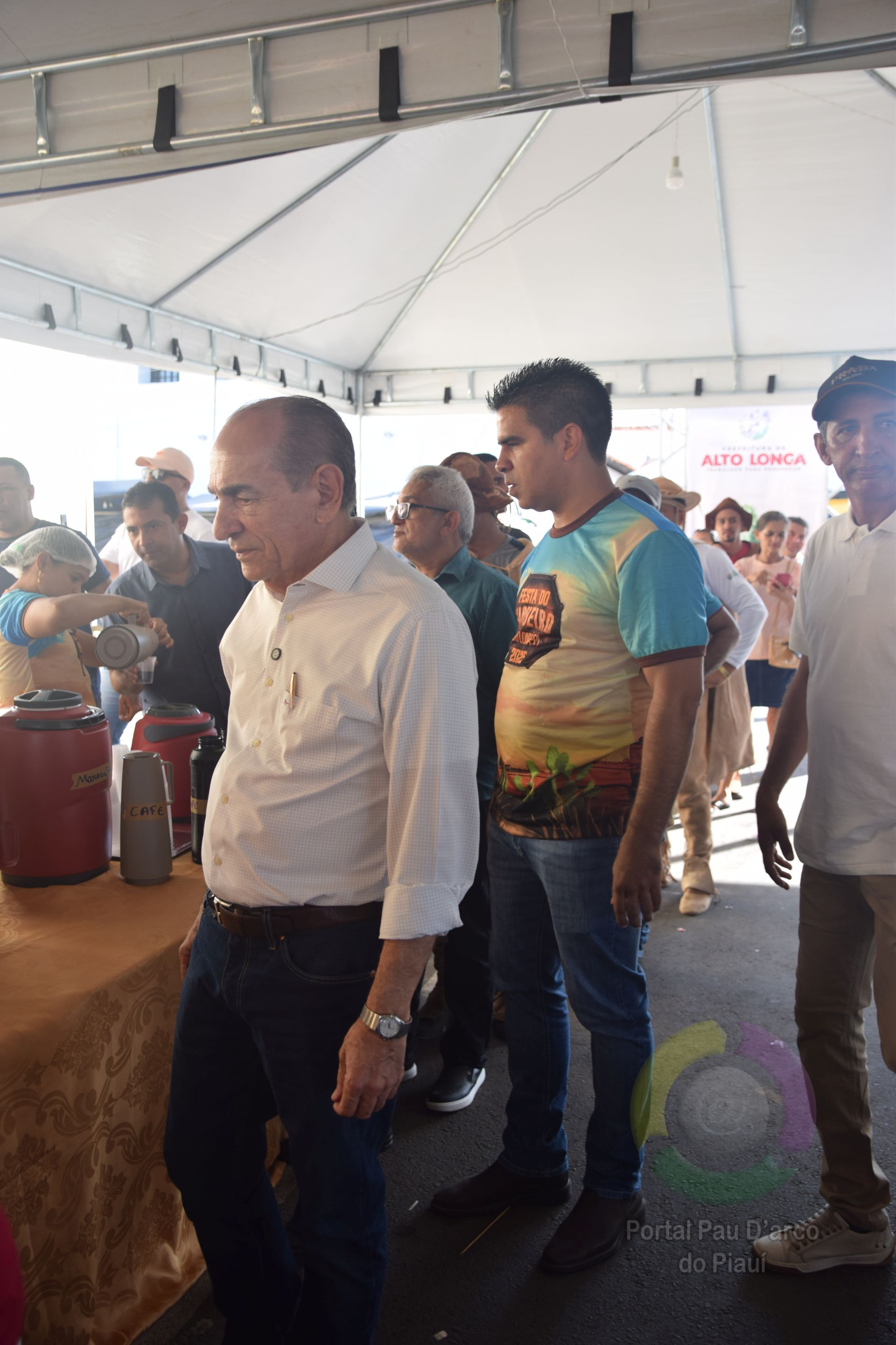 Prefeitura de Alto Long&aacute; realiza o maior dia do vaqueiro da hist&oacute;ria no Festejo da padroeira da cidade