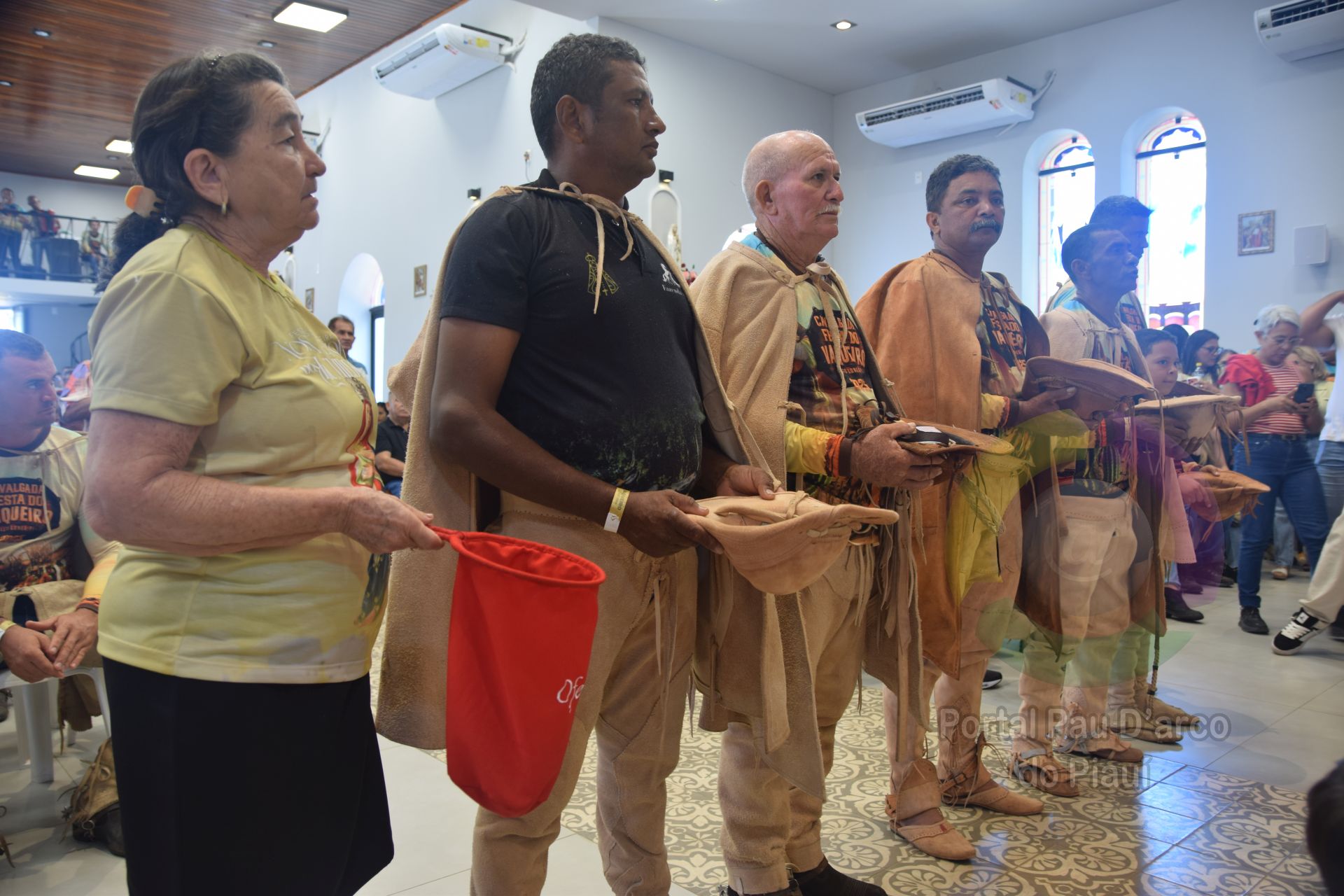 Prefeitura de Alto Long&aacute; realiza o maior dia do vaqueiro da hist&oacute;ria no Festejo da padroeira da cidade