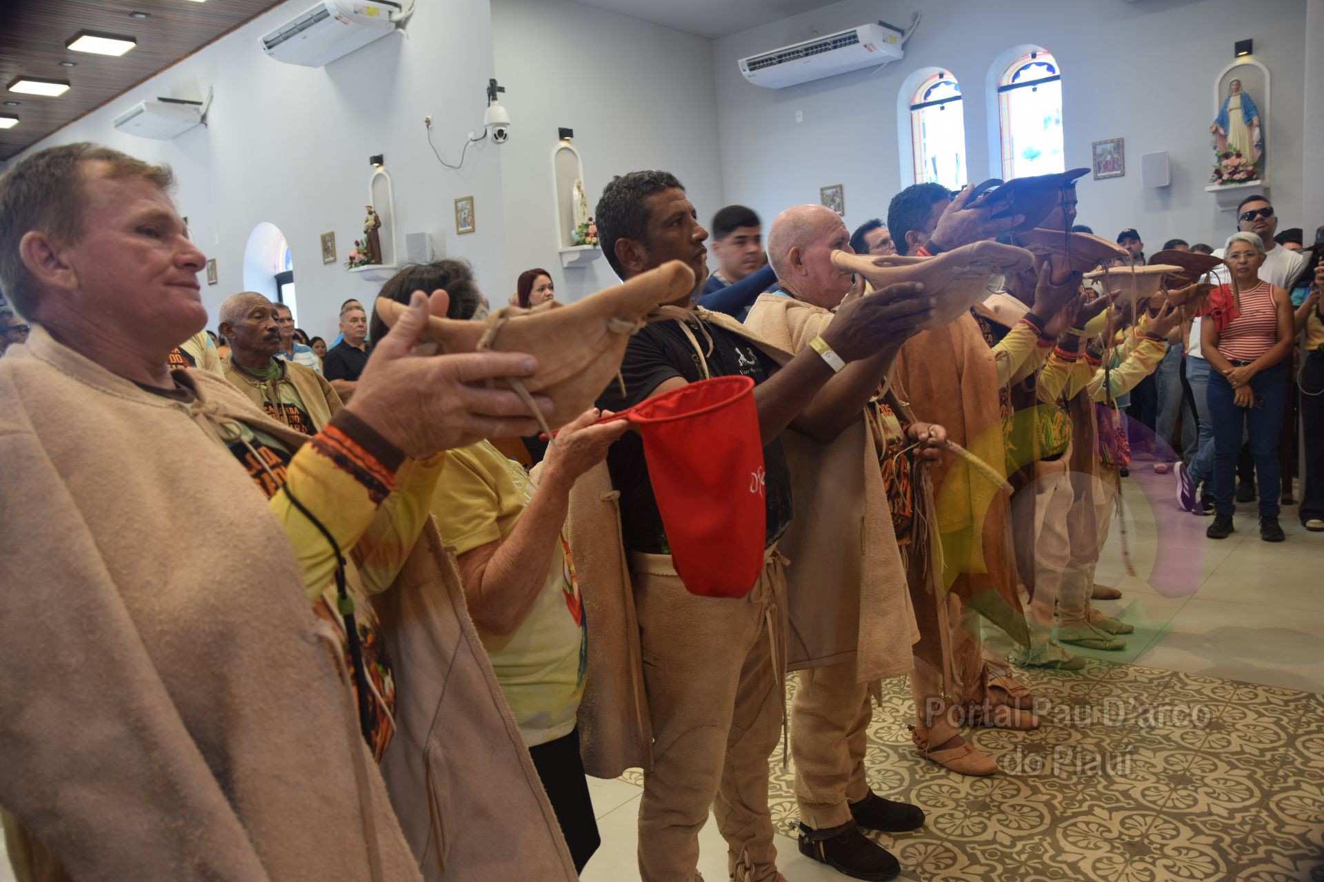 Prefeitura de Alto Long&aacute; realiza o maior dia do vaqueiro da hist&oacute;ria no Festejo da padroeira da cidade