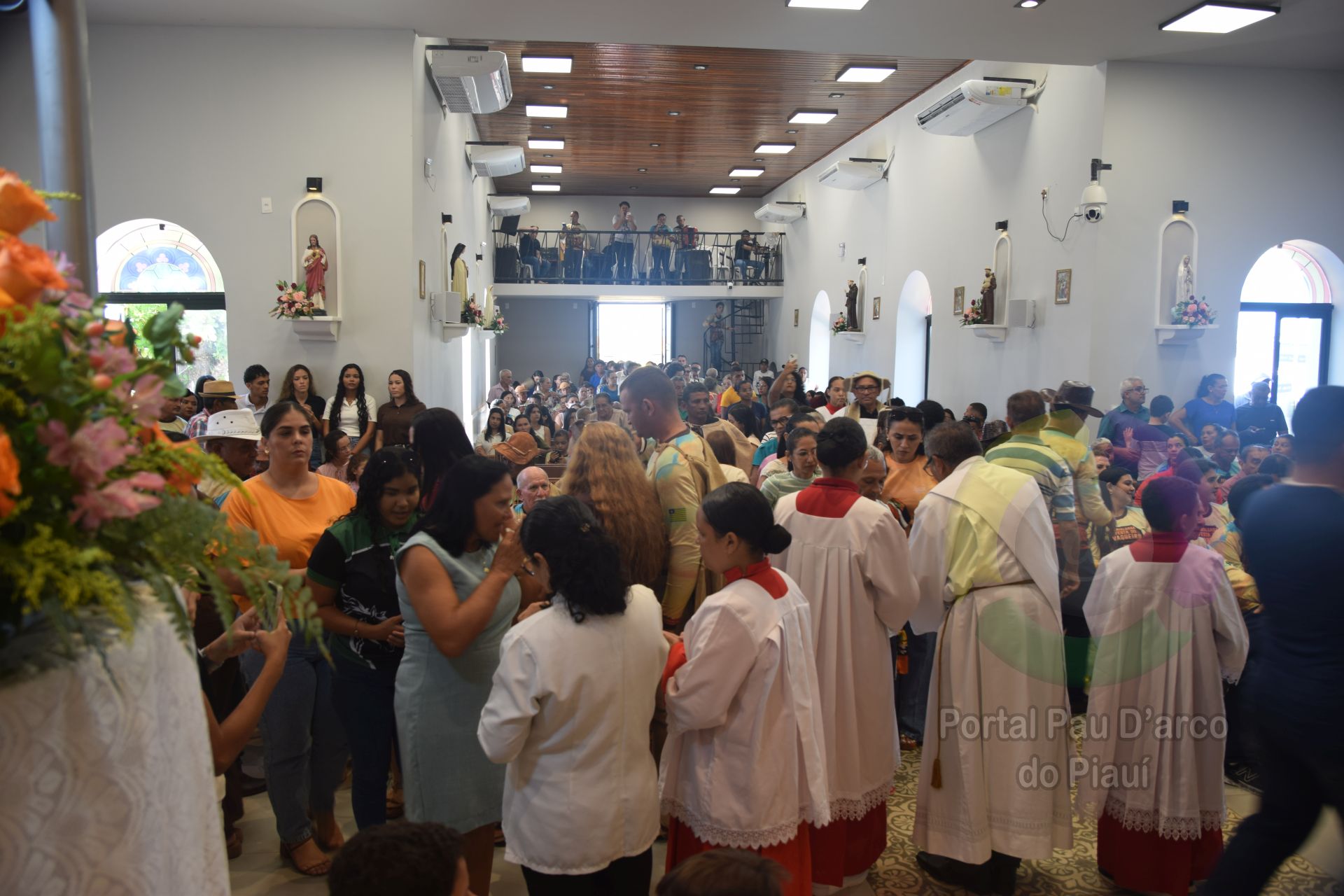 Prefeitura de Alto Long&aacute; realiza o maior dia do vaqueiro da hist&oacute;ria no Festejo da padroeira da cidade