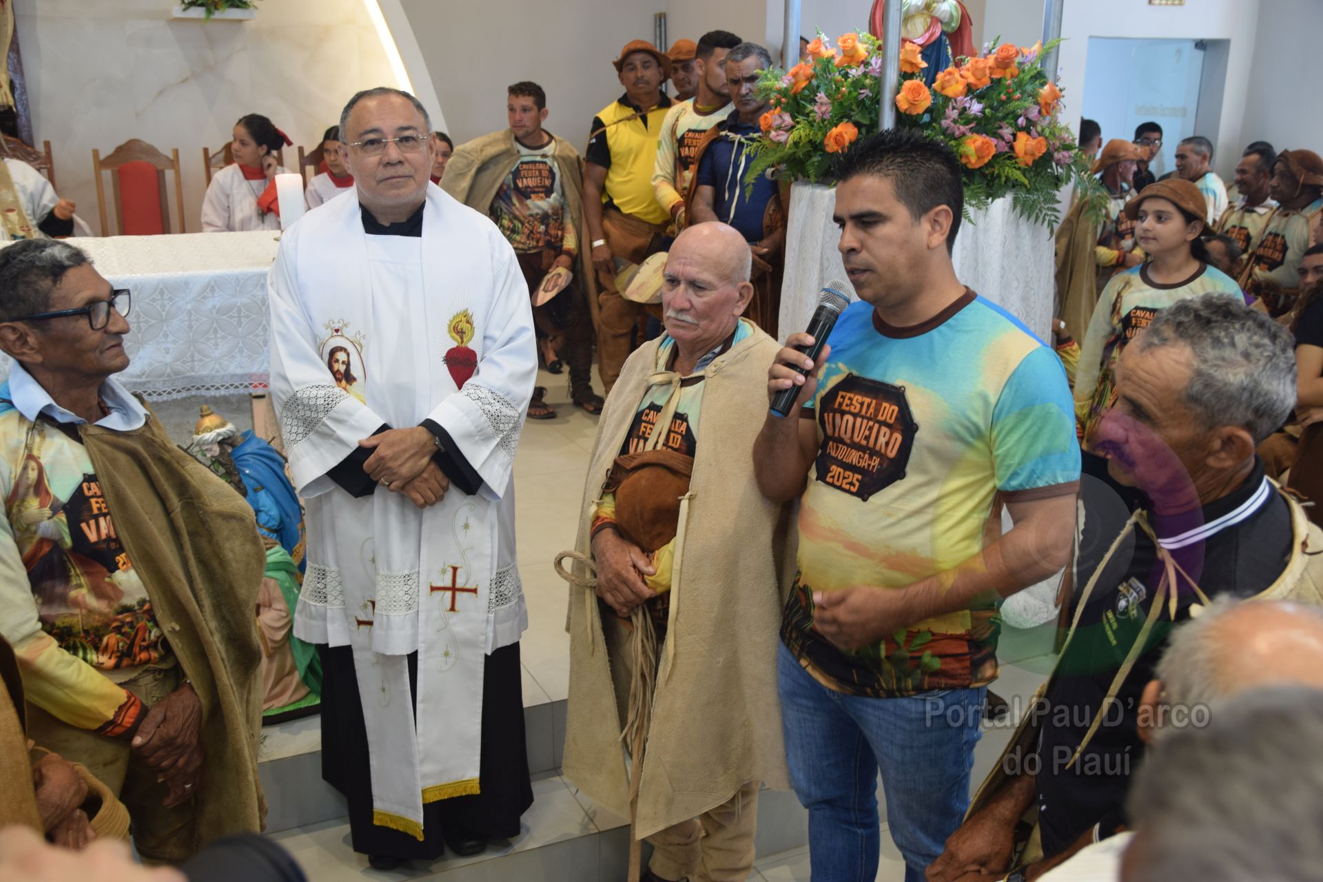 Prefeitura de Alto Long&aacute; realiza o maior dia do vaqueiro da hist&oacute;ria no Festejo da padroeira da cidade