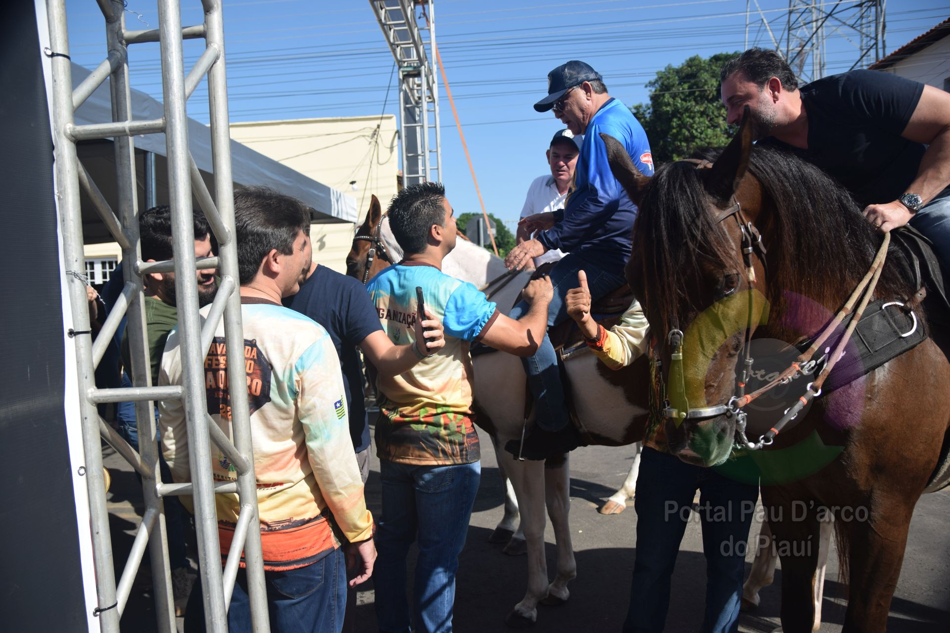 Prefeitura de Alto Long&aacute; realiza o maior dia do vaqueiro da hist&oacute;ria no Festejo da padroeira da cidade