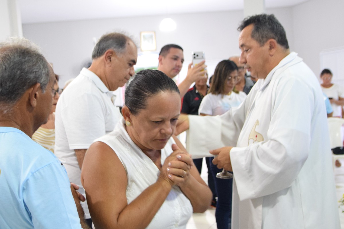 PREFEITO DE PAU D&rsquo;ARCO DO PIAU&Iacute; PRESTIGIA ENCERRAMENTO DOS FESTEJOS DE NOSSA SENHORA DE F&Aacute;TIMA