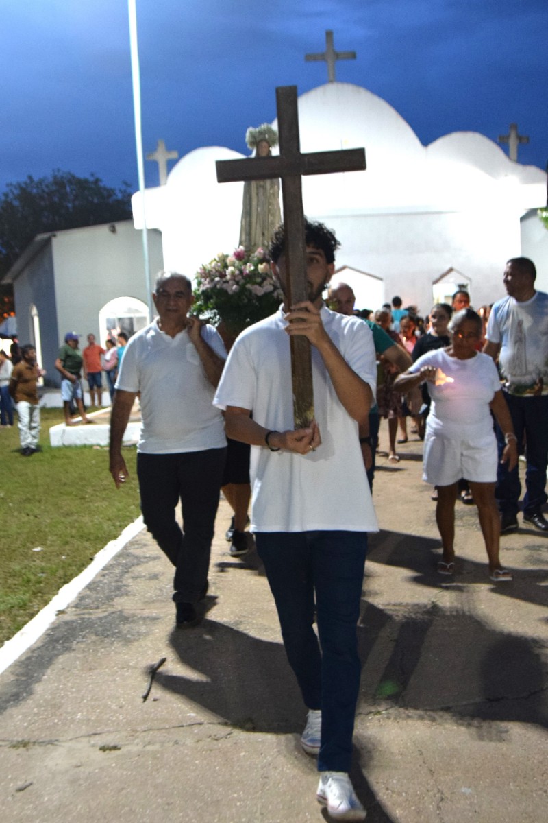 PREFEITO DE PAU D&rsquo;ARCO DO PIAU&Iacute; PRESTIGIA ENCERRAMENTO DOS FESTEJOS DE NOSSA SENHORA DE F&Aacute;TIMA