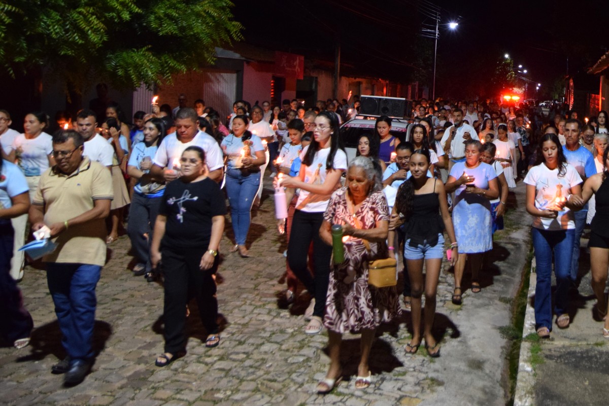 PREFEITO DE PAU D&rsquo;ARCO DO PIAU&Iacute; PRESTIGIA ENCERRAMENTO DOS FESTEJOS DE NOSSA SENHORA DE F&Aacute;TIMA