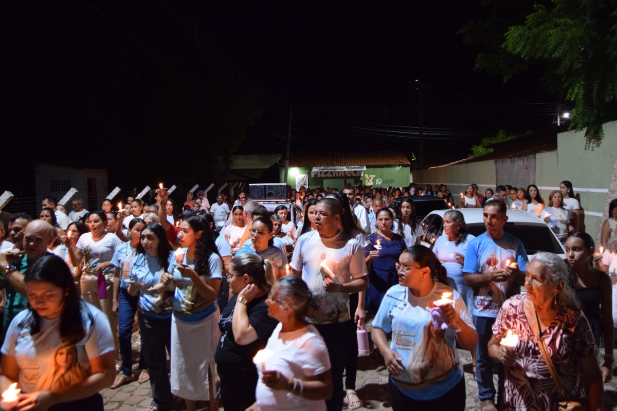 PREFEITO DE PAU D&rsquo;ARCO DO PIAU&Iacute; PRESTIGIA ENCERRAMENTO DOS FESTEJOS DE NOSSA SENHORA DE F&Aacute;TIMA