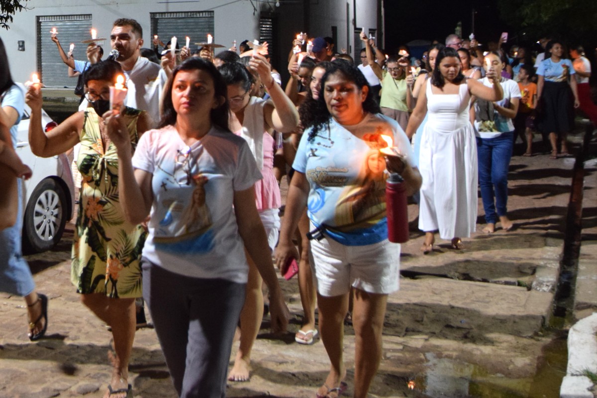 PREFEITO DE PAU D&rsquo;ARCO DO PIAU&Iacute; PRESTIGIA ENCERRAMENTO DOS FESTEJOS DE NOSSA SENHORA DE F&Aacute;TIMA