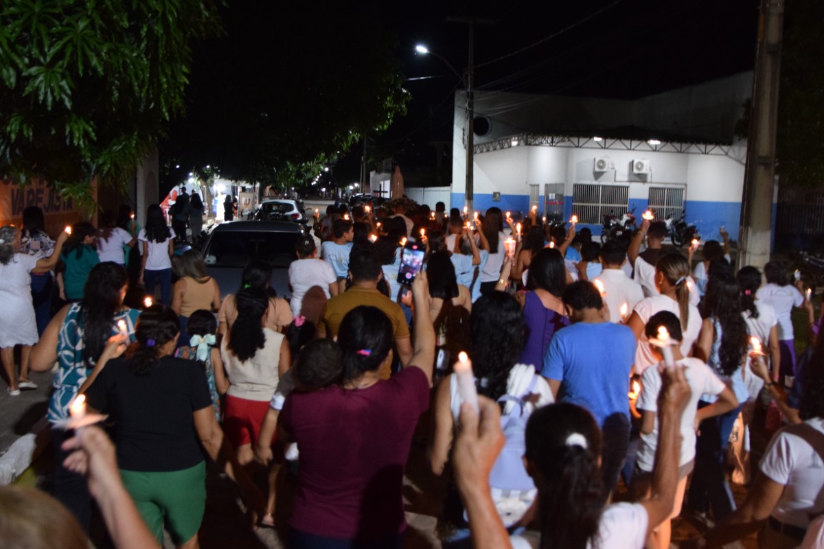 PREFEITO DE PAU D&rsquo;ARCO DO PIAU&Iacute; PRESTIGIA ENCERRAMENTO DOS FESTEJOS DE NOSSA SENHORA DE F&Aacute;TIMA