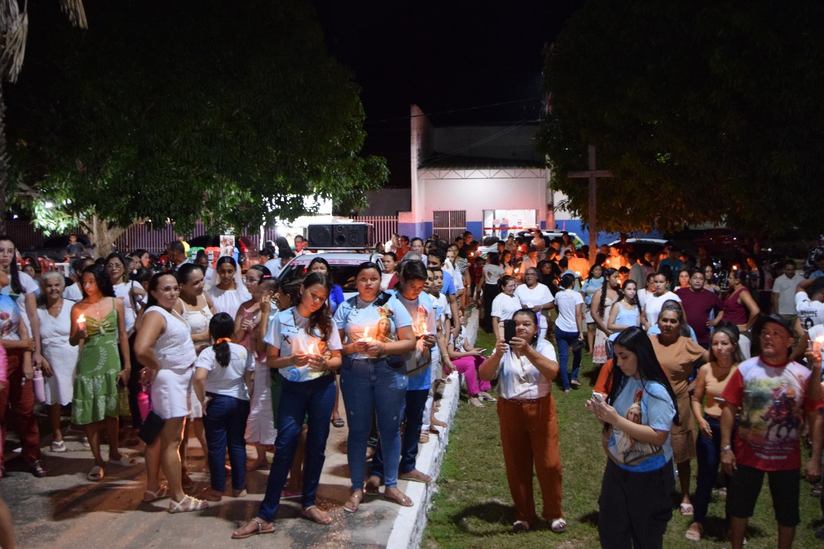 PREFEITO DE PAU D&rsquo;ARCO DO PIAU&Iacute; PRESTIGIA ENCERRAMENTO DOS FESTEJOS DE NOSSA SENHORA DE F&Aacute;TIMA