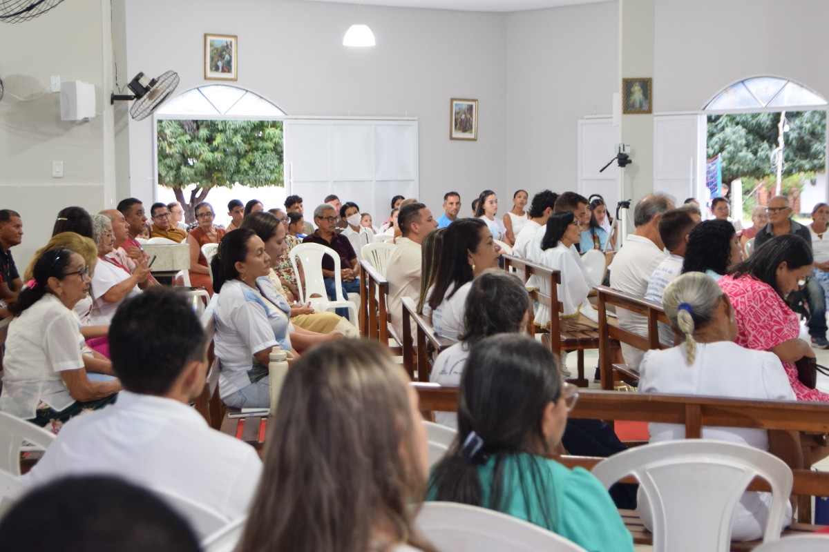 PREFEITO DE PAU D&rsquo;ARCO DO PIAU&Iacute; PRESTIGIA ENCERRAMENTO DOS FESTEJOS DE NOSSA SENHORA DE F&Aacute;TIMA