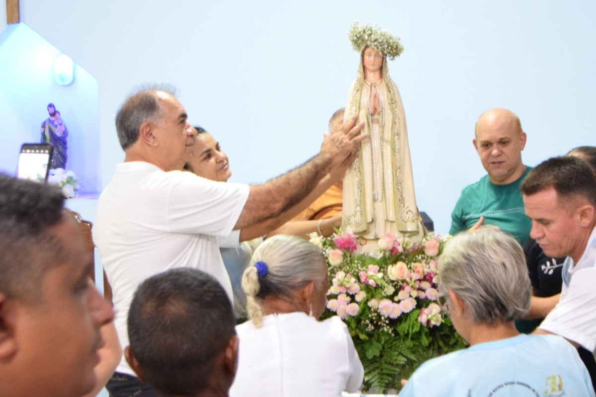 PREFEITO DE PAU D&rsquo;ARCO DO PIAU&Iacute; PRESTIGIA ENCERRAMENTO DOS FESTEJOS DE NOSSA SENHORA DE F&Aacute;TIMA