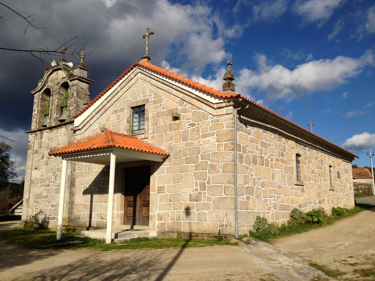 Igreja Matriz de São Miguel de Vila Boa