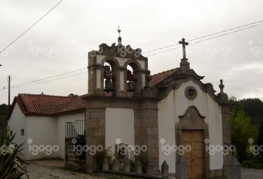 Igreja Matriz de Vila Longa