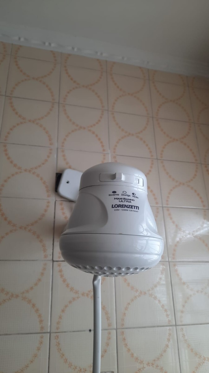 Instala&ccedil;&atilde;o de chuveiro realizada pela Ultra Reparos em Sorocaba