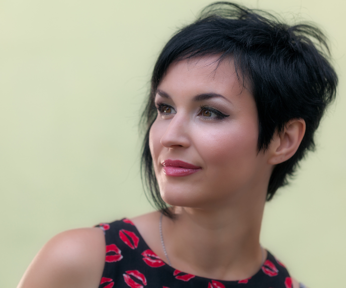 Foto de cabelo curto com ponta mais longa