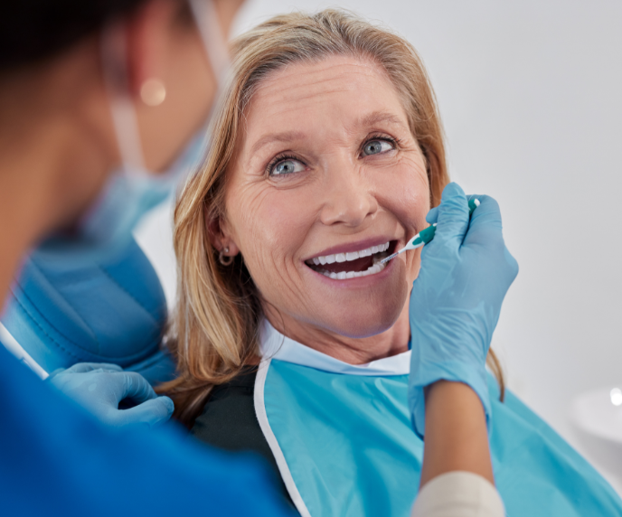 Foto de mulher na dentista