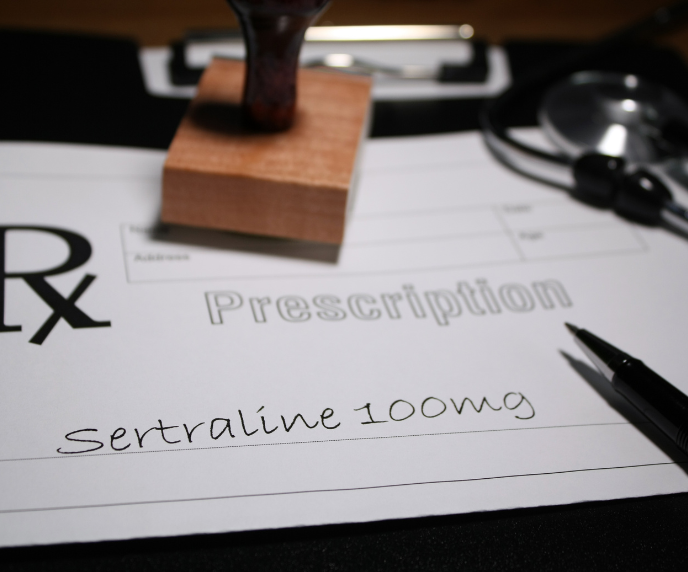 Foto de um receitu&aacute;rio de Sertralina
