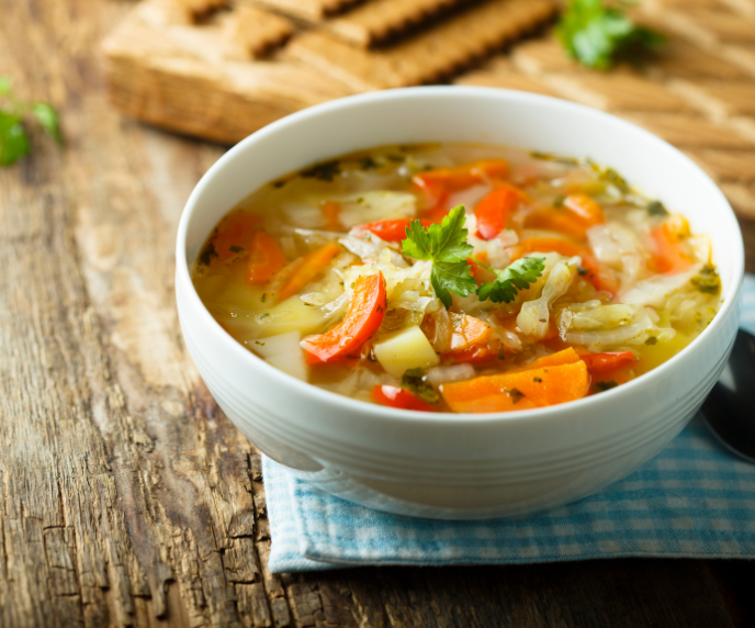 Foto de sopa colorida detox