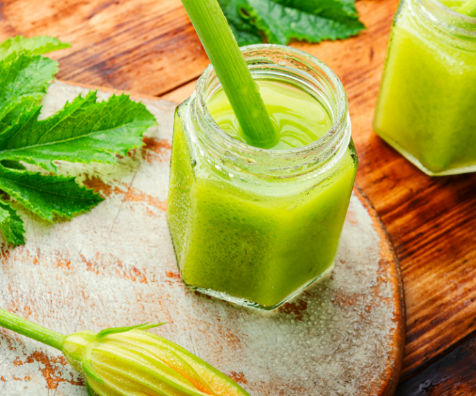 Foto de suco verde detox